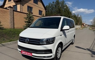 Volkswagen Caravelle T6 рестайлинг, 2018 год, 3 150 000 рублей, 1 фотография