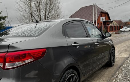 KIA Rio III рестайлинг, 2015 год, 1 000 000 рублей, 7 фотография