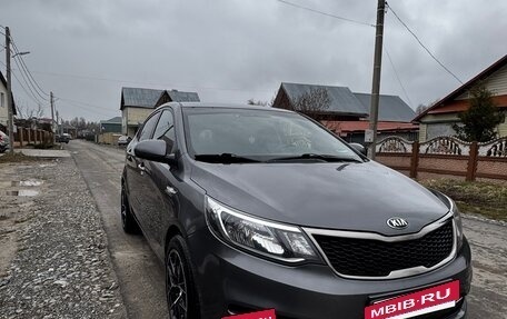 KIA Rio III рестайлинг, 2015 год, 1 000 000 рублей, 8 фотография