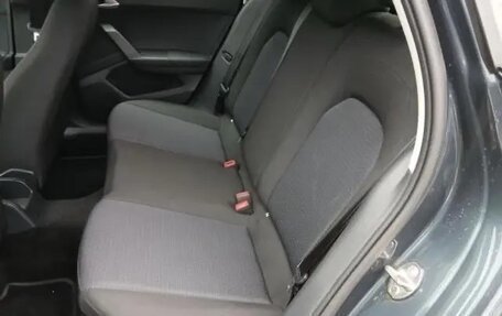 SEAT Arona I, 2022 год, 1 492 000 рублей, 8 фотография