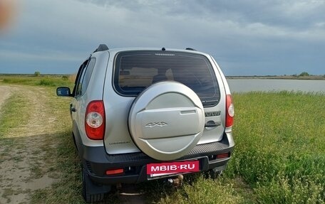 Chevrolet Niva I рестайлинг, 2013 год, 550 000 рублей, 3 фотография