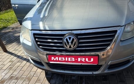 Volkswagen Passat B6, 2005 год, 675 000 рублей, 9 фотография