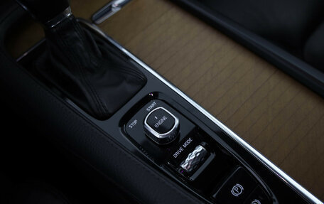 Volvo XC90 II рестайлинг, 2016 год, 2 699 000 рублей, 15 фотография