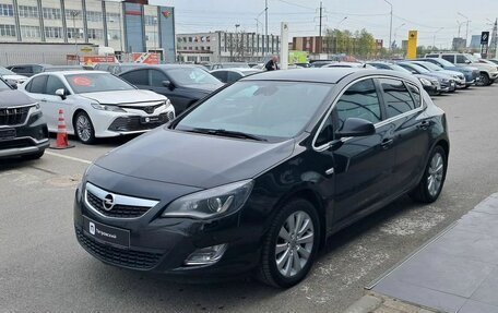 Opel Astra J, 2011 год, 650 000 рублей, 3 фотография