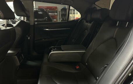 Toyota Camry, 2018 год, 2 350 000 рублей, 29 фотография