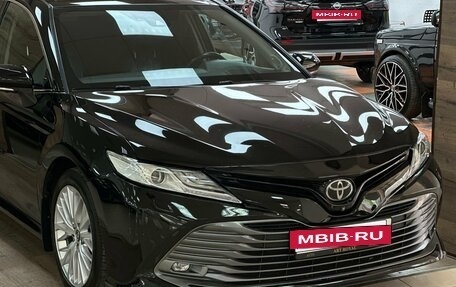 Toyota Camry, 2018 год, 2 350 000 рублей, 5 фотография