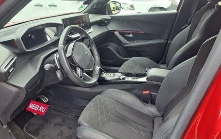 Peugeot 2008 II, 2022 год, 2 665 000 рублей, 6 фотография