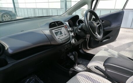 Honda Fit III, 2010 год, 765 000 рублей, 21 фотография