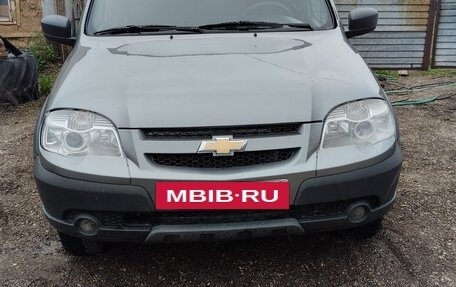 Chevrolet Niva I рестайлинг, 2018 год, 600 000 рублей, 5 фотография