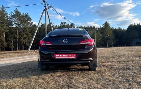 Opel Astra J, 2013 год, 930 000 рублей, 3 фотография