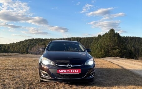 Opel Astra J, 2013 год, 930 000 рублей, 4 фотография