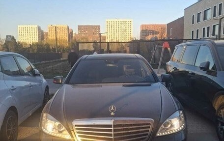 Mercedes-Benz S-Класс, 2013 год, 2 500 000 рублей, 13 фотография