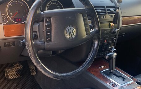 Volkswagen Touareg III, 2006 год, 850 000 рублей, 10 фотография