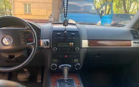 Volkswagen Touareg III, 2006 год, 850 000 рублей, 14 фотография