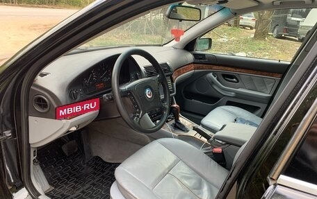 BMW 5 серия, 2001 год, 550 000 рублей, 11 фотография