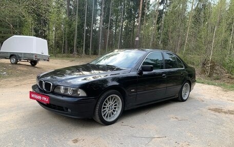BMW 5 серия, 2001 год, 550 000 рублей, 9 фотография