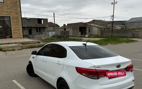 KIA Rio III рестайлинг, 2017 год, 950 000 рублей, 2 фотография
