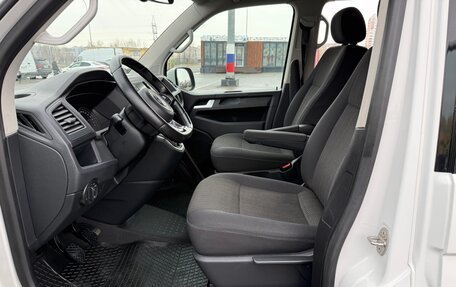 Volkswagen Caravelle T6 рестайлинг, 2018 год, 3 150 000 рублей, 9 фотография