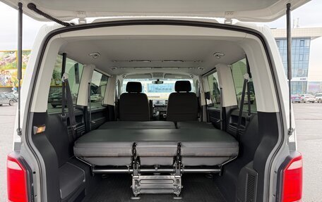 Volkswagen Caravelle T6 рестайлинг, 2018 год, 3 150 000 рублей, 12 фотография