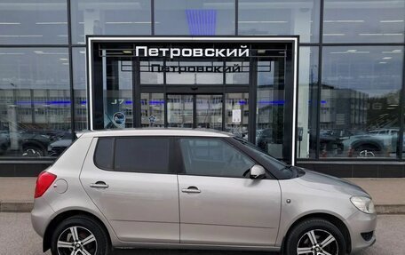 Skoda Fabia II, 2011 год, 700 000 рублей, 6 фотография