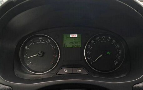 Skoda Fabia II, 2011 год, 700 000 рублей, 12 фотография