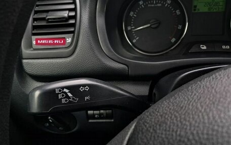 Skoda Fabia II, 2011 год, 700 000 рублей, 10 фотография