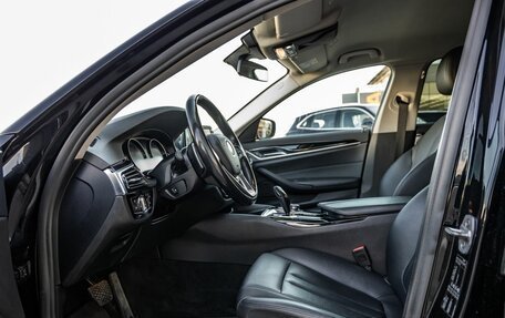 BMW 5 серия, 2017 год, 2 848 000 рублей, 31 фотография