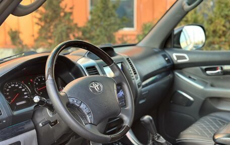 Toyota Land Cruiser Prado 120 рестайлинг, 2008 год, 1 690 000 рублей, 11 фотография