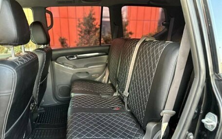 Toyota Land Cruiser Prado 120 рестайлинг, 2008 год, 1 690 000 рублей, 17 фотография