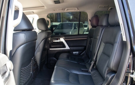 Toyota Land Cruiser 200, 2016 год, 5 690 000 рублей, 8 фотография