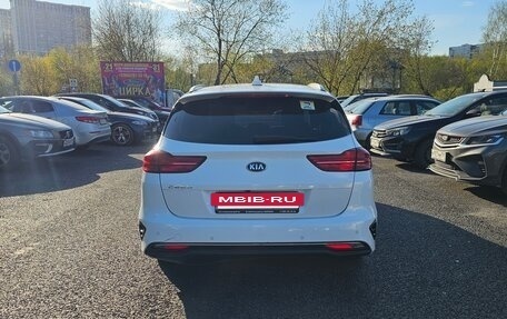 KIA cee'd III, 2019 год, 1 650 000 рублей, 2 фотография