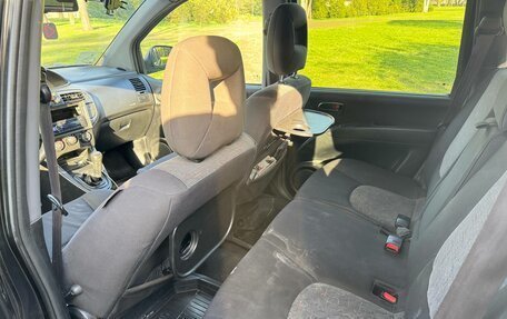 Hyundai Matrix I рестайлинг, 2002 год, 180 000 рублей, 8 фотография