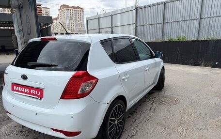 KIA cee'd I рестайлинг, 2010 год, 680 000 рублей, 8 фотография