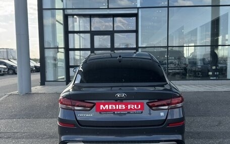 KIA Optima IV, 2019 год, 1 870 000 рублей, 3 фотография