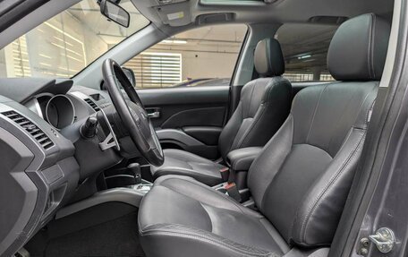 Mitsubishi Outlander III рестайлинг 3, 2008 год, 1 125 000 рублей, 8 фотография