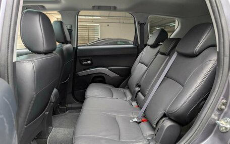 Mitsubishi Outlander III рестайлинг 3, 2008 год, 1 125 000 рублей, 9 фотография