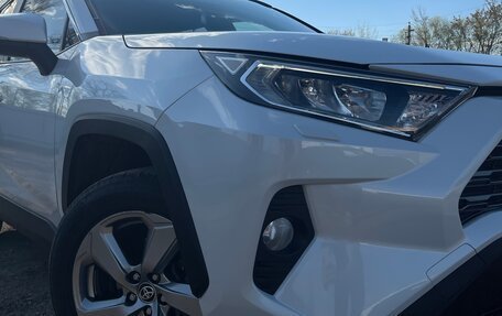 Toyota RAV4, 2021 год, 3 400 000 рублей, 7 фотография