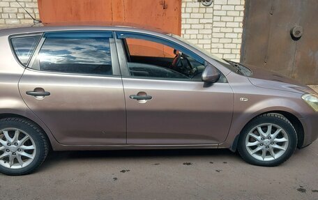 KIA cee'd I рестайлинг, 2007 год, 410 000 рублей, 5 фотография
