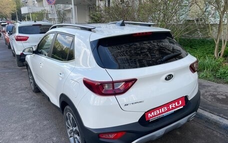 KIA Stonic, 2020 год, 2 000 000 рублей, 4 фотография