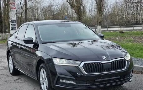 Skoda Octavia IV, 2021 год, 2 210 000 рублей, 2 фотография
