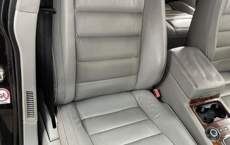 Volkswagen Touareg III, 2004 год, 720 000 рублей, 3 фотография