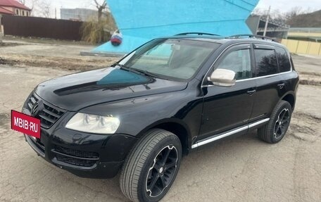 Volkswagen Touareg III, 2004 год, 720 000 рублей, 5 фотография
