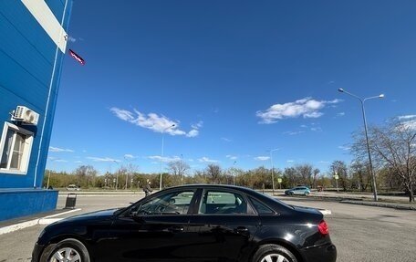 Audi A4, 2010 год, 1 011 000 рублей, 4 фотография