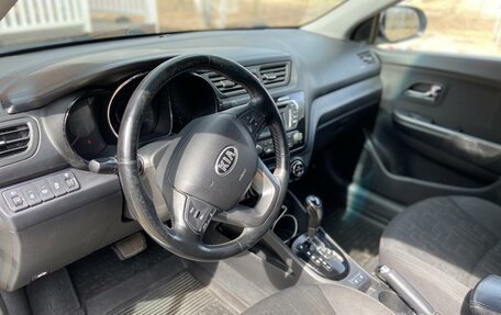 KIA Rio III рестайлинг, 2013 год, 900 000 рублей, 5 фотография