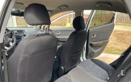 KIA Rio III рестайлинг, 2013 год, 900 000 рублей, 6 фотография