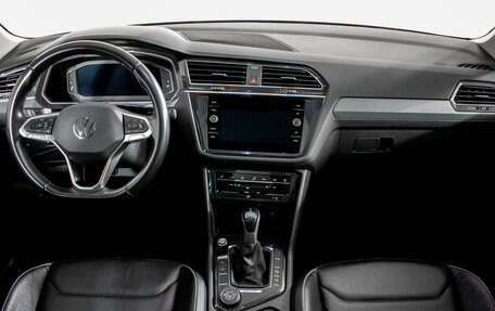 Volkswagen Tiguan II, 2021 год, 3 575 000 рублей, 12 фотография