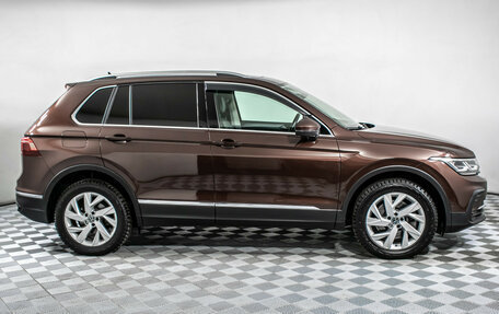 Volkswagen Tiguan II, 2021 год, 3 575 000 рублей, 4 фотография