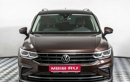 Volkswagen Tiguan II, 2021 год, 3 575 000 рублей, 2 фотография