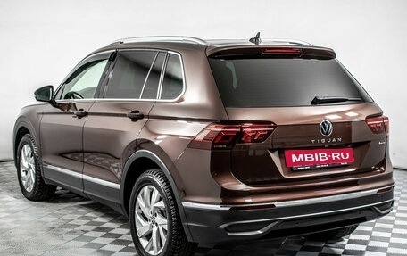 Volkswagen Tiguan II, 2021 год, 3 575 000 рублей, 7 фотография