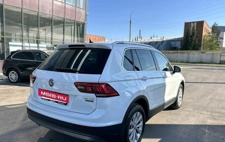 Volkswagen Tiguan II, 2017 год, 2 630 000 рублей, 5 фотография